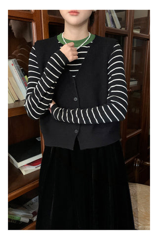 turtleneck sweater