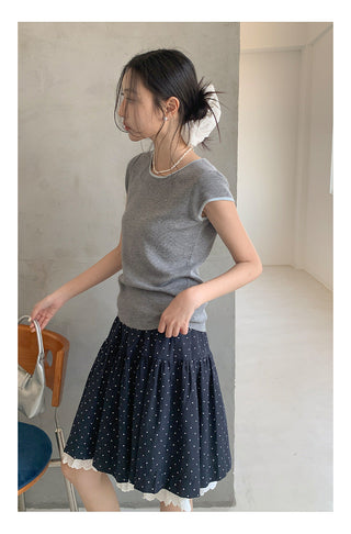 Embroidery fly sleeve