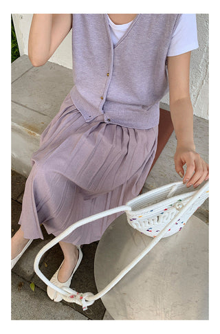 Wool sleeveless vest