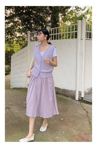Wool sleeveless vest