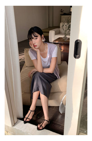 Wool sleeveless vest