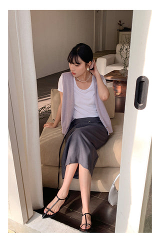 Wool sleeveless vest