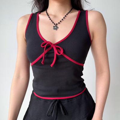 contrast bow vest