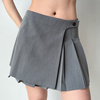 asymmetric pleated skirt