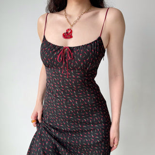 contrast suspender skirt