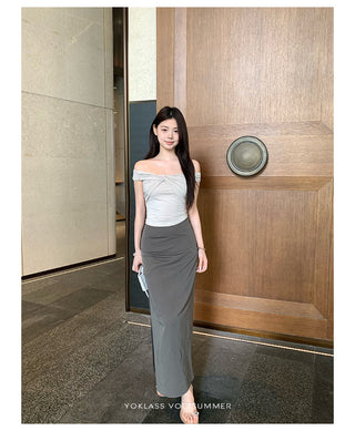 off-shoulder sleeveless top