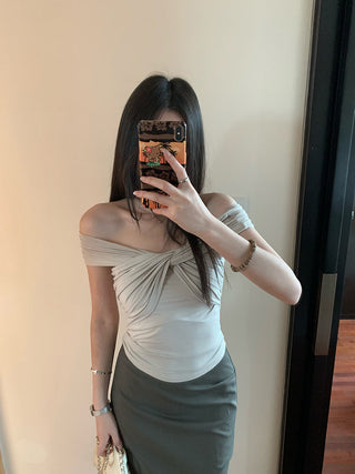 off-shoulder sleeveless top