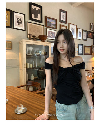 off-shoulder sleeveless top