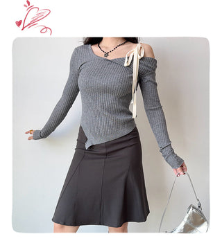 strap off-shoulder sweater