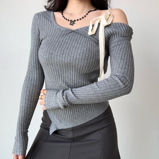 strap off-shoulder sweater