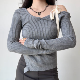strap off-shoulder sweater