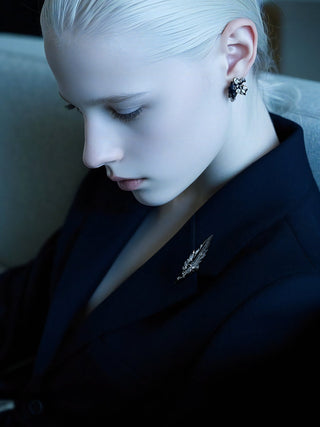 feather rose brooch