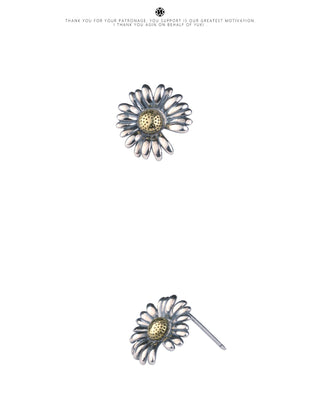 daisy stud earrings