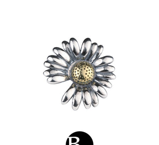 daisy stud earrings