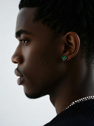 emerald stud earrings
