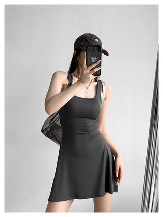 Backless knit skirt