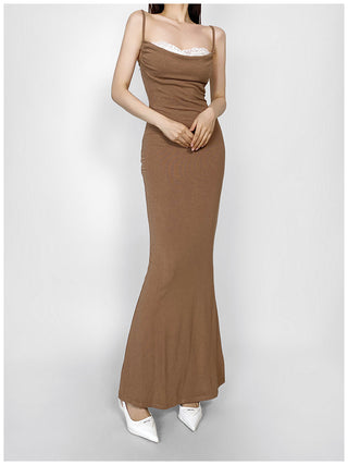 Low-cut lace dress