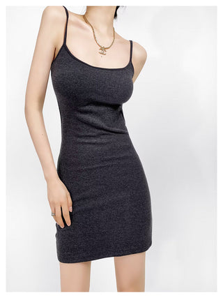 Sheath suspender skirt