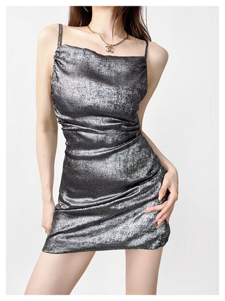 Metal pleated skirt