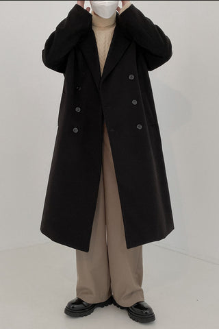 Double-breasted mid-length woolen coat