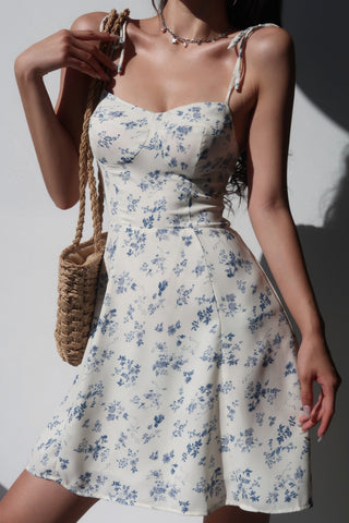 French Retro V-neck Suspender Short Skirt Dress