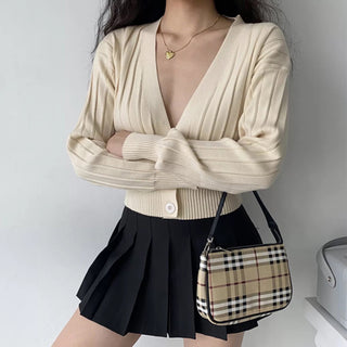Loose deep v-neck long-sleeve knitted cardigan