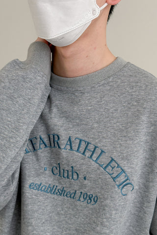 loose casual sweater