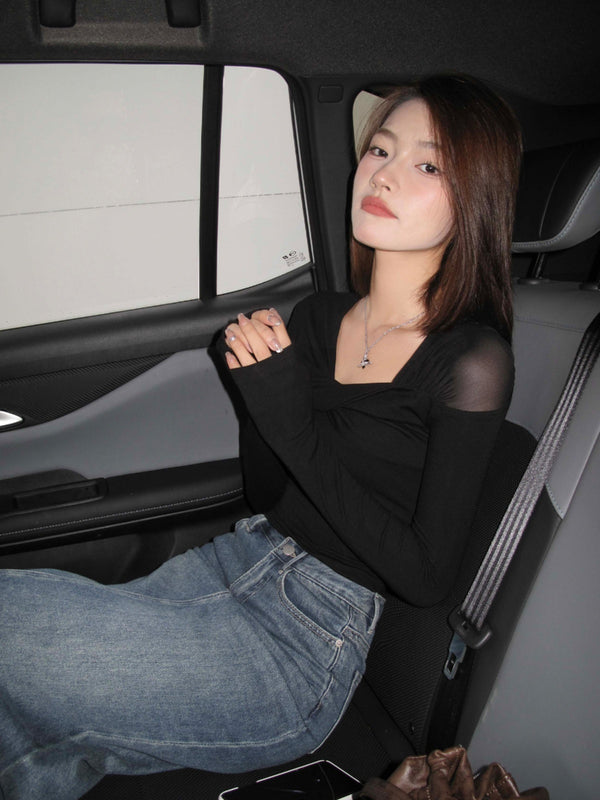 twisted knitted long sleeve top