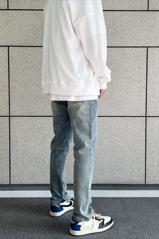 Micro-Torn Stretch Blue Jeans