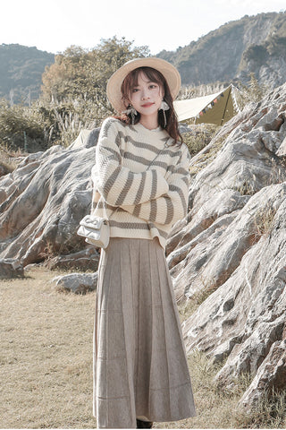 Retro mid-length knitted skirt